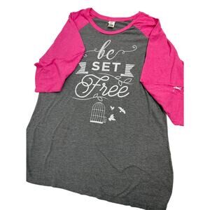 District Made XL gray pink t-shirt 3/4 sleeve be set free women's top
